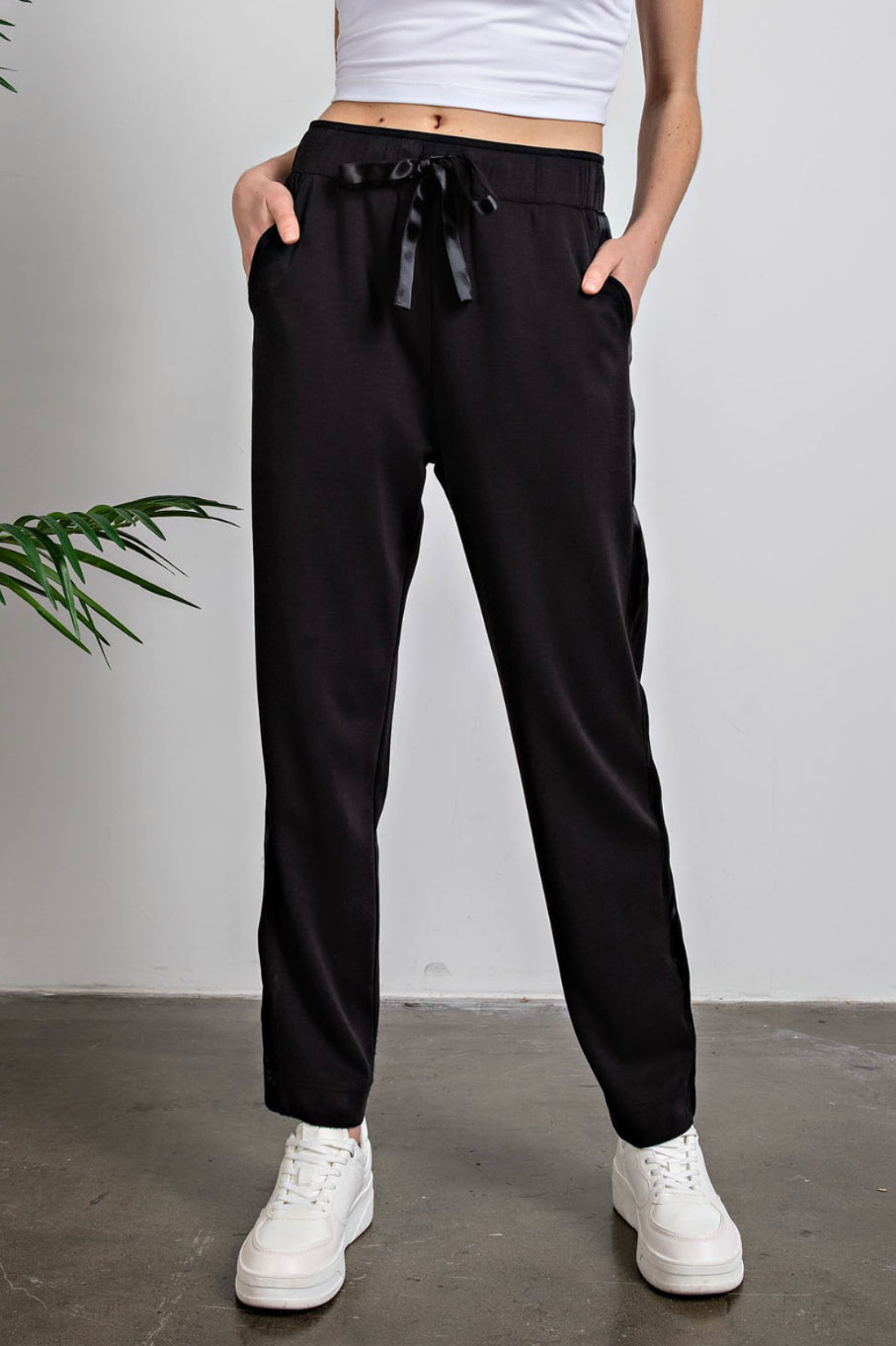 Black Ribbon Lounge Pant